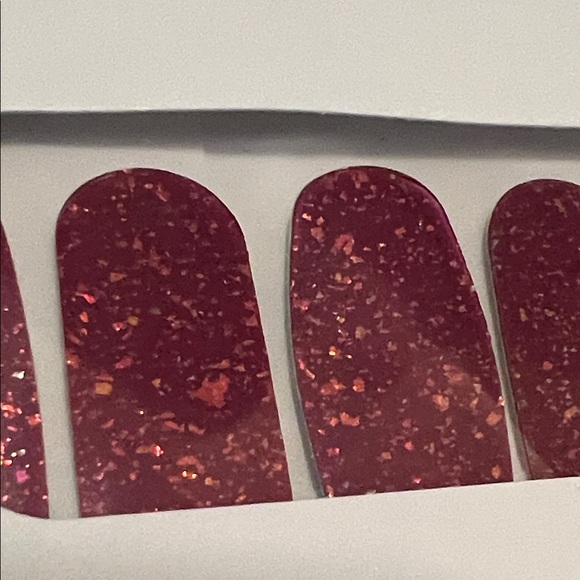 Color Street Sparkling Red Nail Strips (1) - Picture 2 of 3